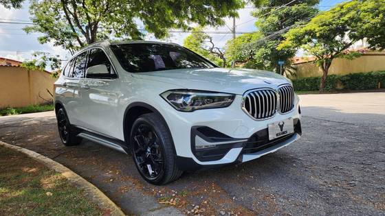 BMW X1 2.0 16V TURBO ACTIVEFLEX SDRIVE20I 4P AUTOMÁTICO